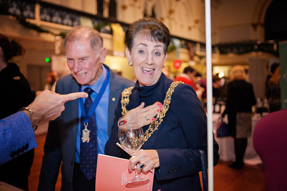 The-Mayor-at-Wine-Festival-Winchester-2015
