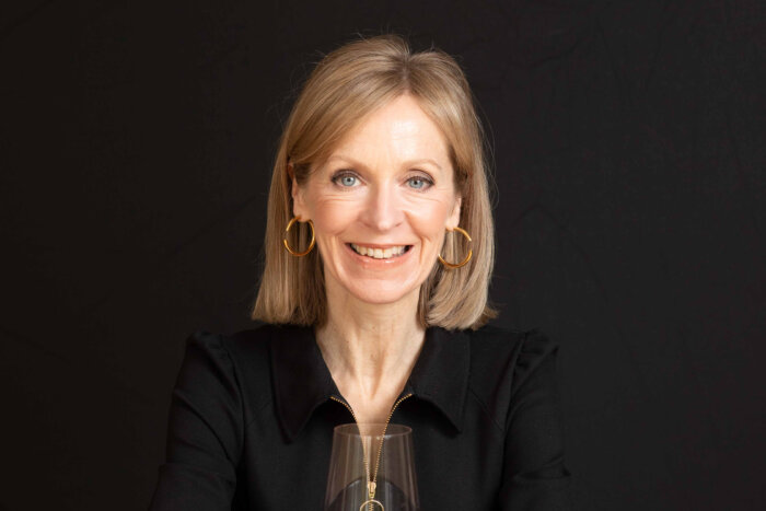 about-susie-barrie-master-of-wine-and-tv-presenter